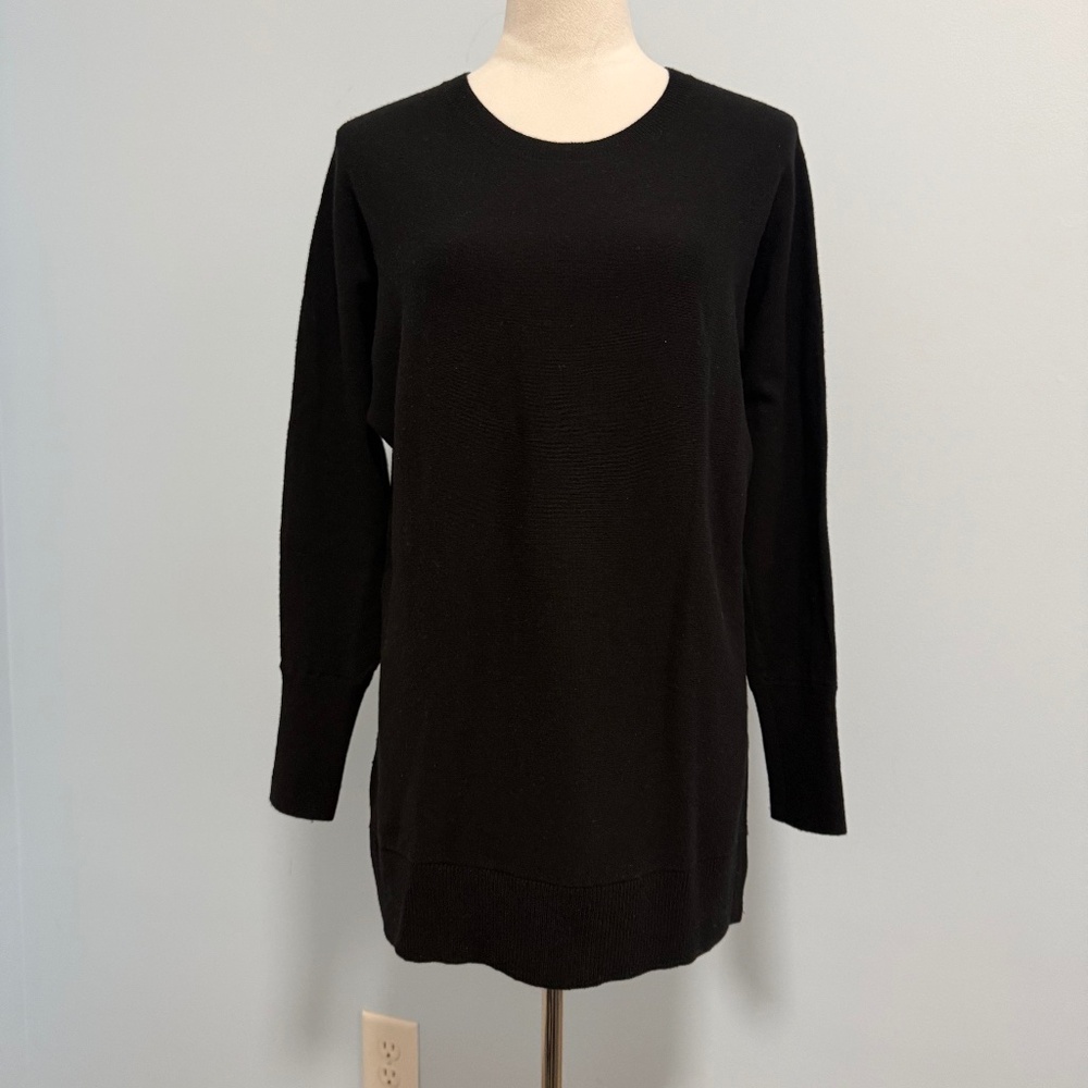 Athleta Women’s Cashmere/Wool Black Sweater‎ Size XS